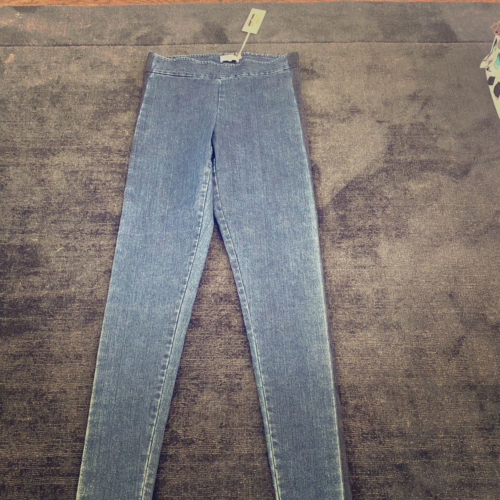 Avenue Montaigne skinny pull on jeans size 8
